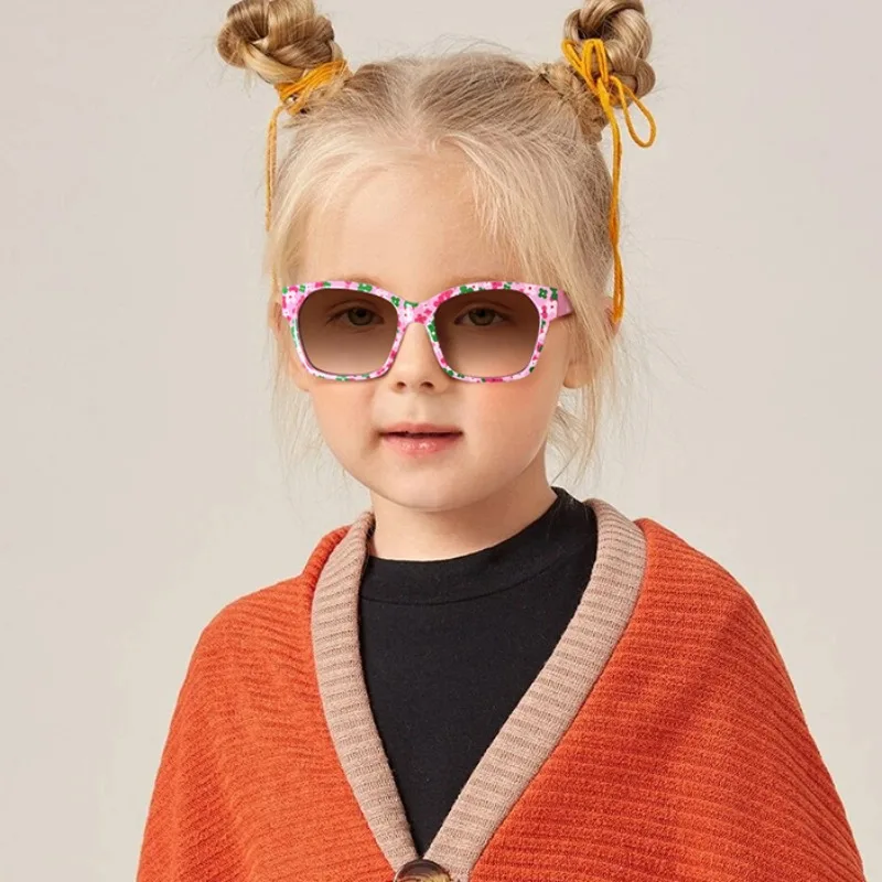 New Children's Sunglasses Girl Cute Print Summer Sunglasses Outdoor Vacation Children's Sunshade Glasses
New Children's Sunglasses Girl Cute Print Summer Sunglasses Outdoor Vacation Children's Sunshade Glasses