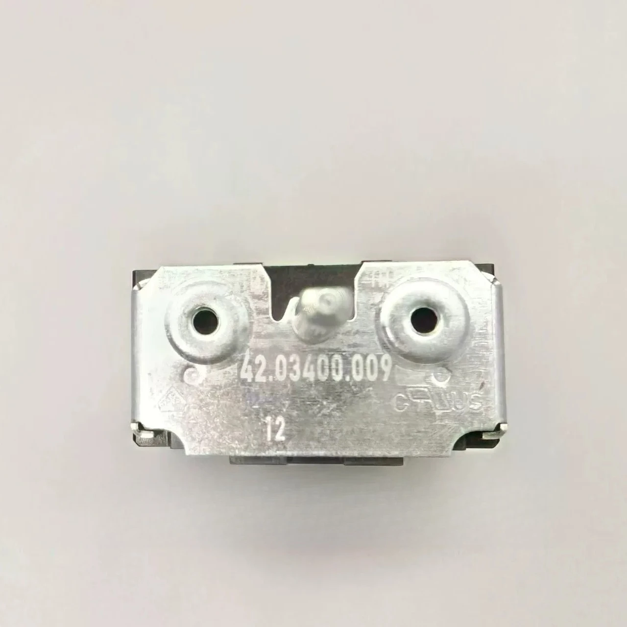 0-1 Gear Switch 42.03400.009 Section Switch
0-1 Gear Switch 42.03400.009 Section Switch