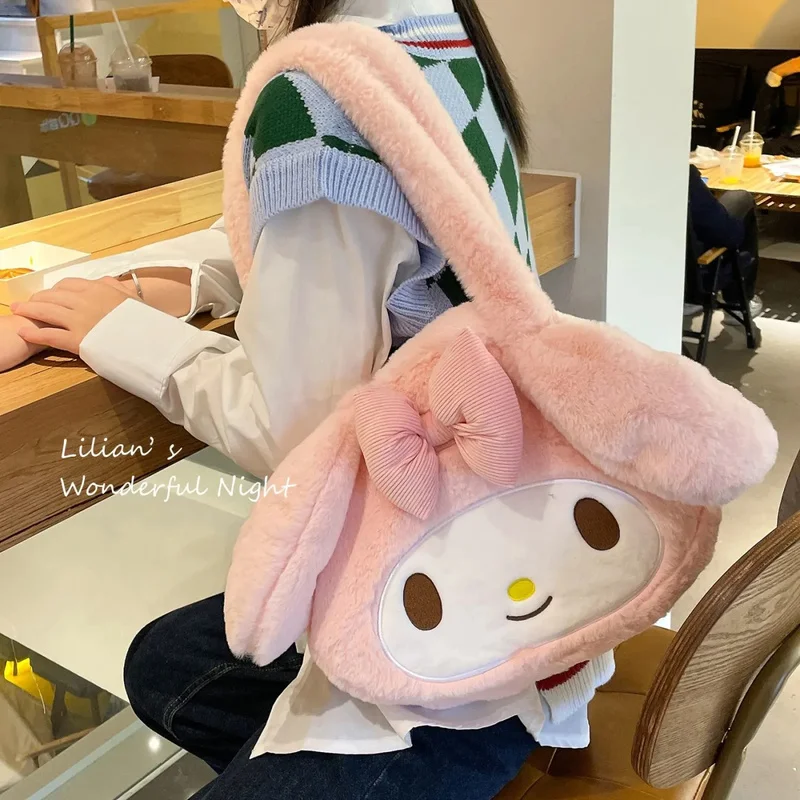 Sanrio Kawaii My Melody Kuromi Cinnamoroll Plush Shoulder Bag High Capacity Plush Bag Anime Cartoon Plushie Doll Makeup Storage
Sanrio Kawaii My Melody Kuromi Cinnamoroll Plush Shoulder Bag High Capacity Plush Bag Anime Cartoon Plushie Doll Makeup Storage