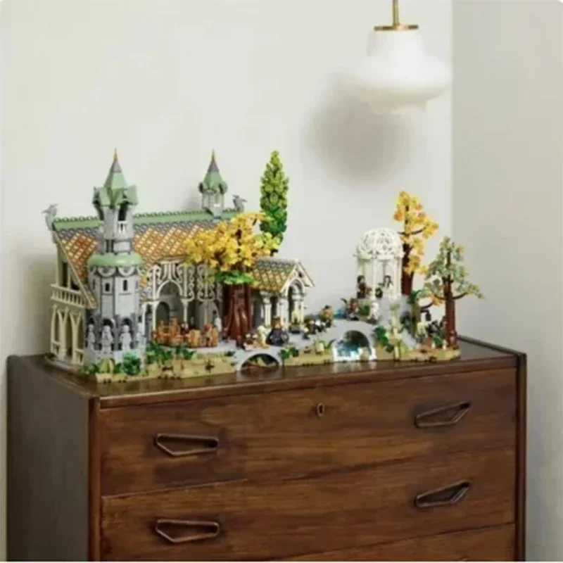 6167pcs Film Series of the Rings Rivendells Street View Building Blocks Model Compatible 10316 Style Bricks Toy Kid Gifts
6167pcs Film Series of the Rings Rivendells Street View Building Blocks Model Compatible 10316 Style Bricks Toy Kid Gifts