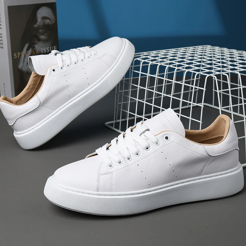 Simple, fashionable, casual and versatile height increasing board shoes for men, lightweight and breathable trend 240941
Simple, fashionable, casual and versatile height increasing board shoes for men, lightweight and breathable trend 240941