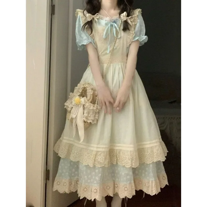 Latest European Country-style Square-neck Short-sleeved Floral Print Dress Summer Versatile Layering Skirt Set Female Students
Latest European Country-style Square-neck Short-sleeved Floral Print Dress Summer Versatile Layering Skirt Set Female Students