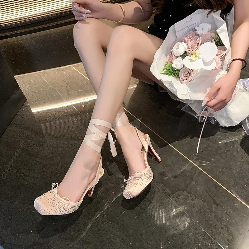 Women Pumps French Style Square Head High Heel Single Shoes Trend Cross Strap Design Heels Luxury Rhinestone Banquet Dress Heels
Women Pumps French Style Square Head High Heel Single Shoes Trend Cross Strap Design Heels Luxury Rhinestone Banquet Dress Heels