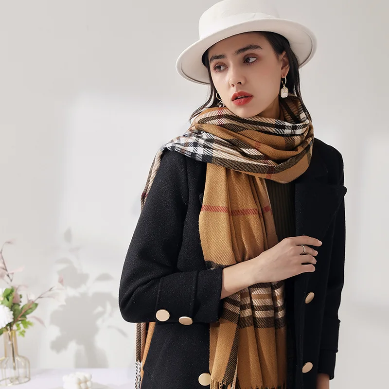 Warm Imitation Cashmere Medium-long Women's New Autumn Winter Scarf, Japanese & Korean Sweet Style, Plaid Shawl Scarf Daily Wear
Warm Imitation Cashmere Medium-long Women's New Autumn Winter Scarf, Japanese & Korean Sweet Style, Plaid Shawl Scarf Daily Wear