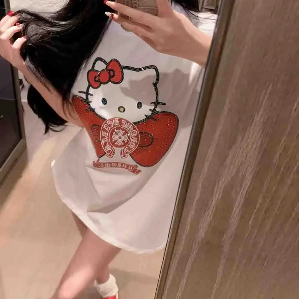 Hello Kitty Women's Summer Short Sleeved T-Shirt Fashionable Plus Size Shiny Diamond Round Neck Cartoon Print Loose and Cute Top
Hello Kitty Women's Summer Short Sleeved T-Shirt Fashionable Plus Size Shiny Diamond Round Neck Cartoon Print Loose and Cute Top