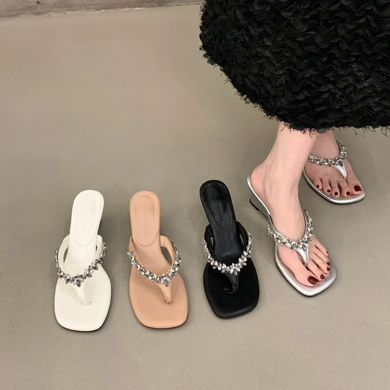 2026 Summer Rhinestone Clip Toe Women Slipper Fashion Slip On Flip Flop Shoes Wedge Heel Ladies Elegant Vacation Dress Sandalias
2026 Summer Rhinestone Clip Toe Women Slipper Fashion Slip On Flip Flop Shoes Wedge Heel Ladies Elegant Vacation Dress Sandalias