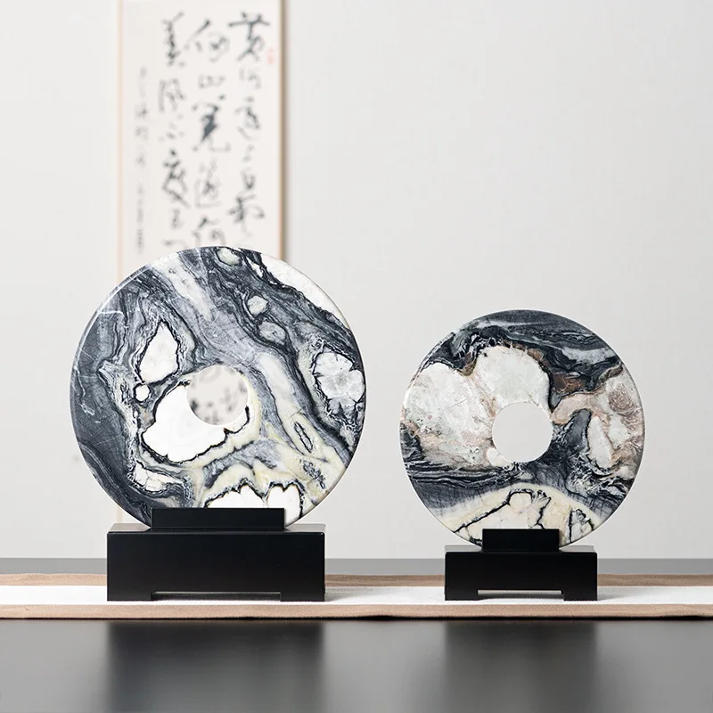 PYH high-grade light luxury natural marble concentric jade buckle decoration model room study niche ornament
PYH high-grade light luxury natural marble concentric jade buckle decoration model room study niche ornament