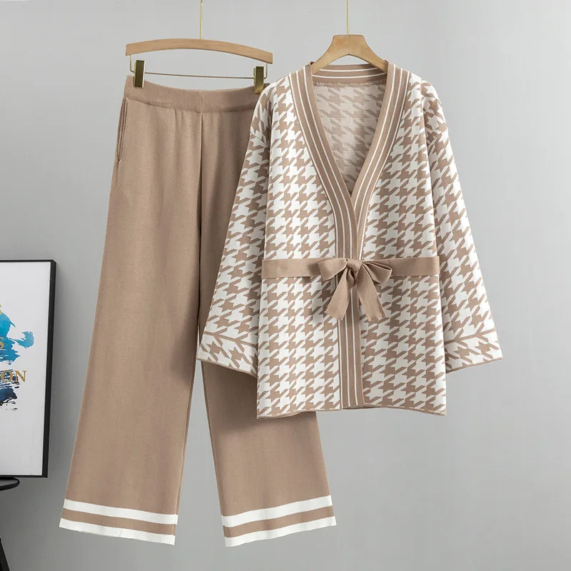 Winter Sexy Sleepwear Two Pieces Suits Long Sleeve Knitted Cardigan Coat+ Wide Leg Pant Female Loose Sweater Home Set Tracksuit
Winter Sexy Sleepwear Two Pieces Suits Long Sleeve Knitted Cardigan Coat+ Wide Leg Pant Female Loose Sweater Home Set Tracksuit