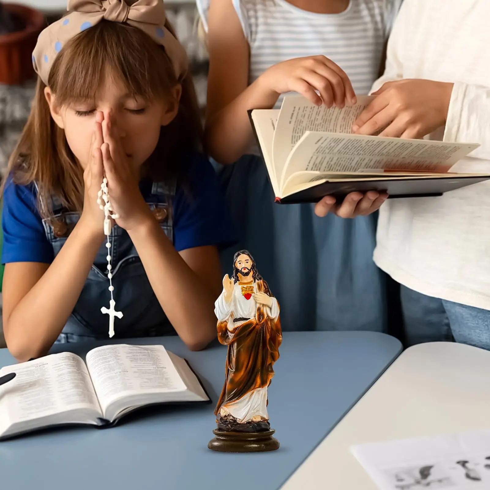 Статуя Иисуса 8,2 дюйма, декор стола Иисуса, христианская статуя из смолы для молитвенной комнаты, демонстрационная церемония, гостиная, церковь, в помещении
Статуя Иисуса 8,2 дюйма, декор стола Иисуса, христианская статуя из смолы для молитвенной комнаты, демонстрационная церемония, гостиная, церковь, в помещении