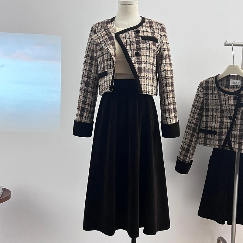 Autumn Winter New Skirt Suit Women Elegant Korean Small Fragrance Check Coats+ Long Velvet Skirt Casual Office Lady 2-Piece Set
Autumn Winter New Skirt Suit Women Elegant Korean Small Fragrance Check Coats+ Long Velvet Skirt Casual Office Lady 2-Piece Set