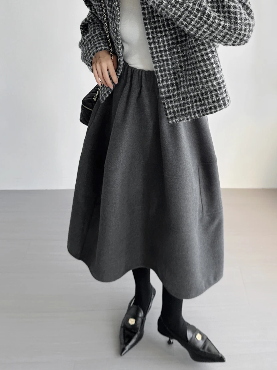 LUTONG Heavyweight Strong Cone Wool Blend 3D Bloom f Skirt Elastic Waist A-Line Fluffy Umbrella Skirt Ci Commute Casual
LUTONG Heavyweight Strong Cone Wool Blend 3D Bloom f Skirt Elastic Waist A-Line Fluffy Umbrella Skirt Ci Commute Casual