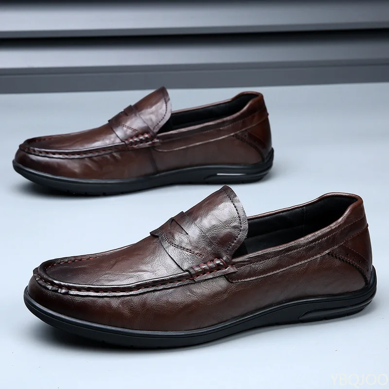 Новые мужские повседневные туфли на плоской подошве с круглым носком на весну и лето, простые удобные дышащие износостойкие водонепроницаемые мужские туфли
Новые мужские повседневные туфли на плоской подошве с круглым носком на весну и лето, простые удобные дышащие износостойкие водонепроницаемые мужские туфли