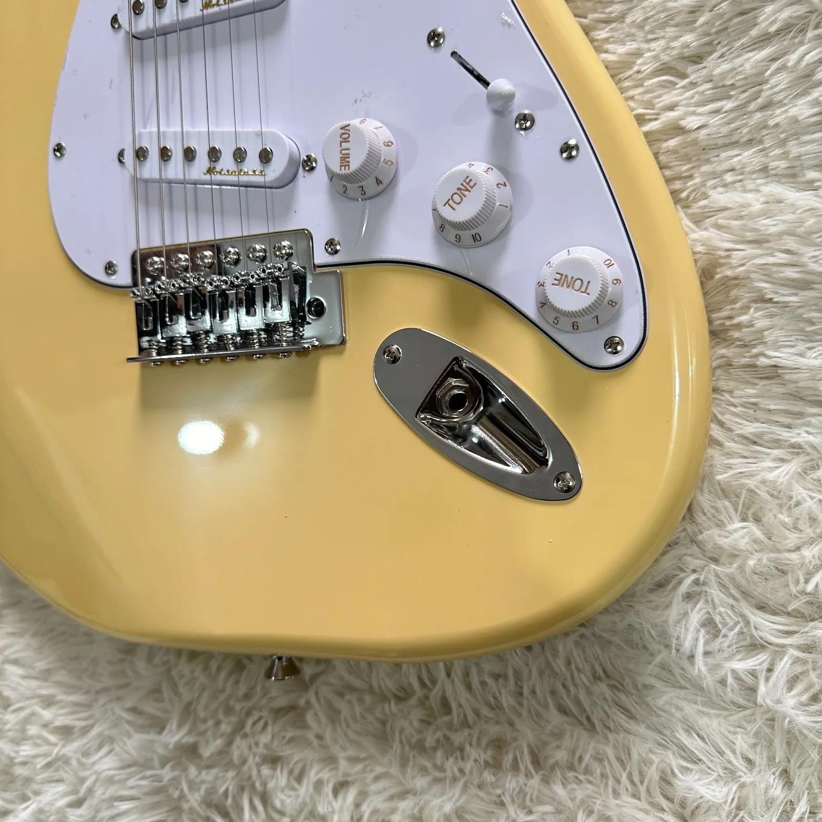 Горячая новинка 2026: 40-дюймовая 6-струнная черная гитара с золотой фурнитурой – отличный подарок
Горячая новинка 2026: 40-дюймовая 6-струнная черная гитара с золотой фурнитурой – отличный подарок