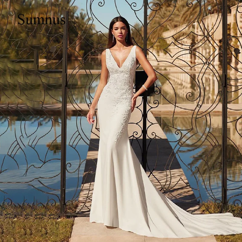 Sumnus Mermaid Wedding Dress Lace Appliques Sleeveless Deep V-neck Bride Gown Long Wedding Gowns Robe de Mariee Custom Made
Sumnus Mermaid Wedding Dress Lace Appliques Sleeveless Deep V-neck Bride Gown Long Wedding Gowns Robe de Mariee Custom Made