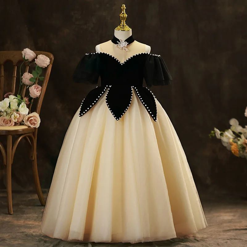 Black And Champagne Off The Shoulder Pearls Trim Flower Girl Dresses For Wedding Birthday Party Banquet Holy Communion Gowns
Black And Champagne Off The Shoulder Pearls Trim Flower Girl Dresses For Wedding Birthday Party Banquet Holy Communion Gowns