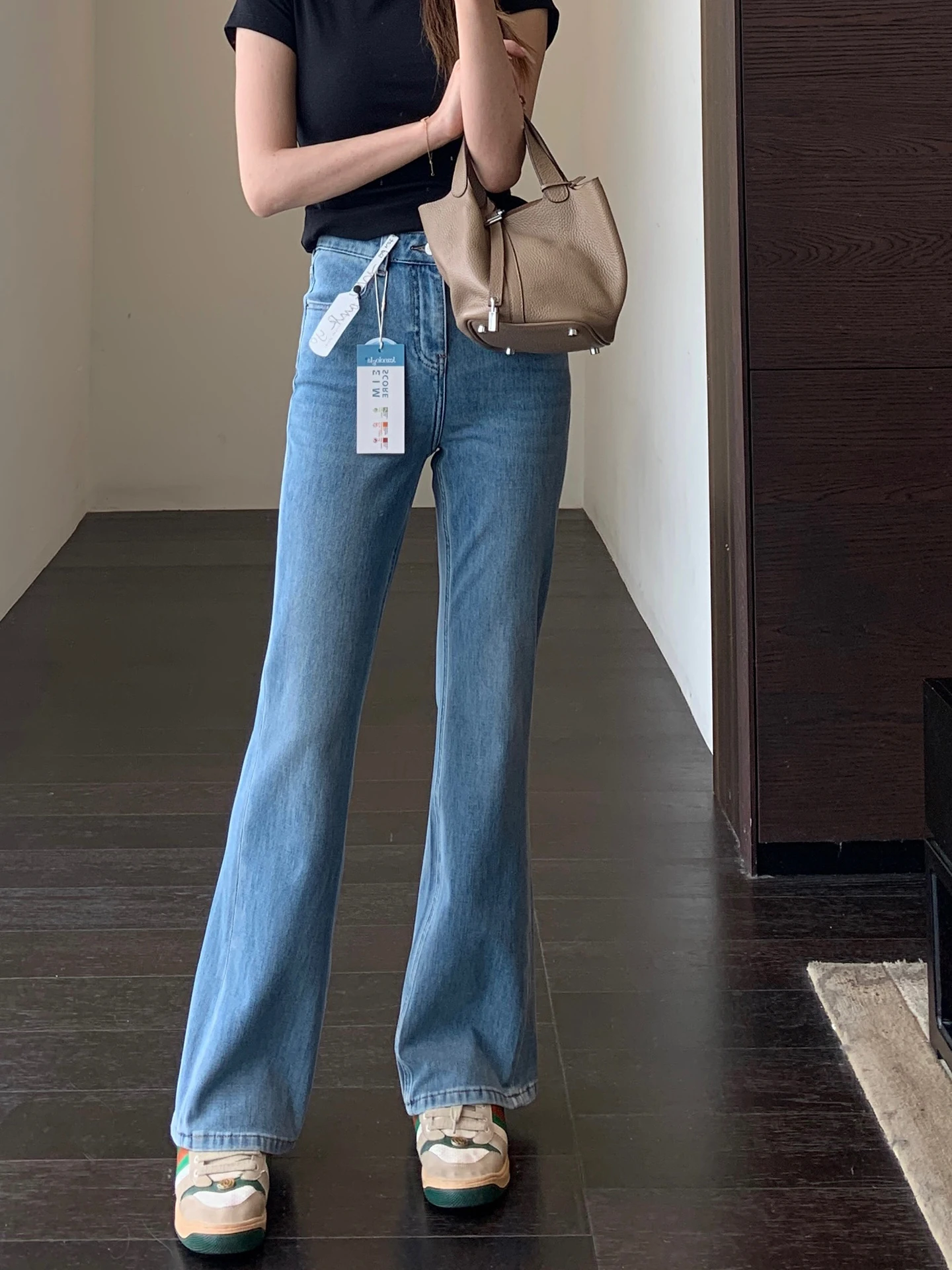 Slimming High Waist Straight Leg Jeans Women's Spring Summer New Style AMR UU Micro Flared Denim Pants Soft Breathable
Slimming High Waist Straight Leg Jeans Women's Spring Summer New Style AMR UU Micro Flared Denim Pants Soft Breathable