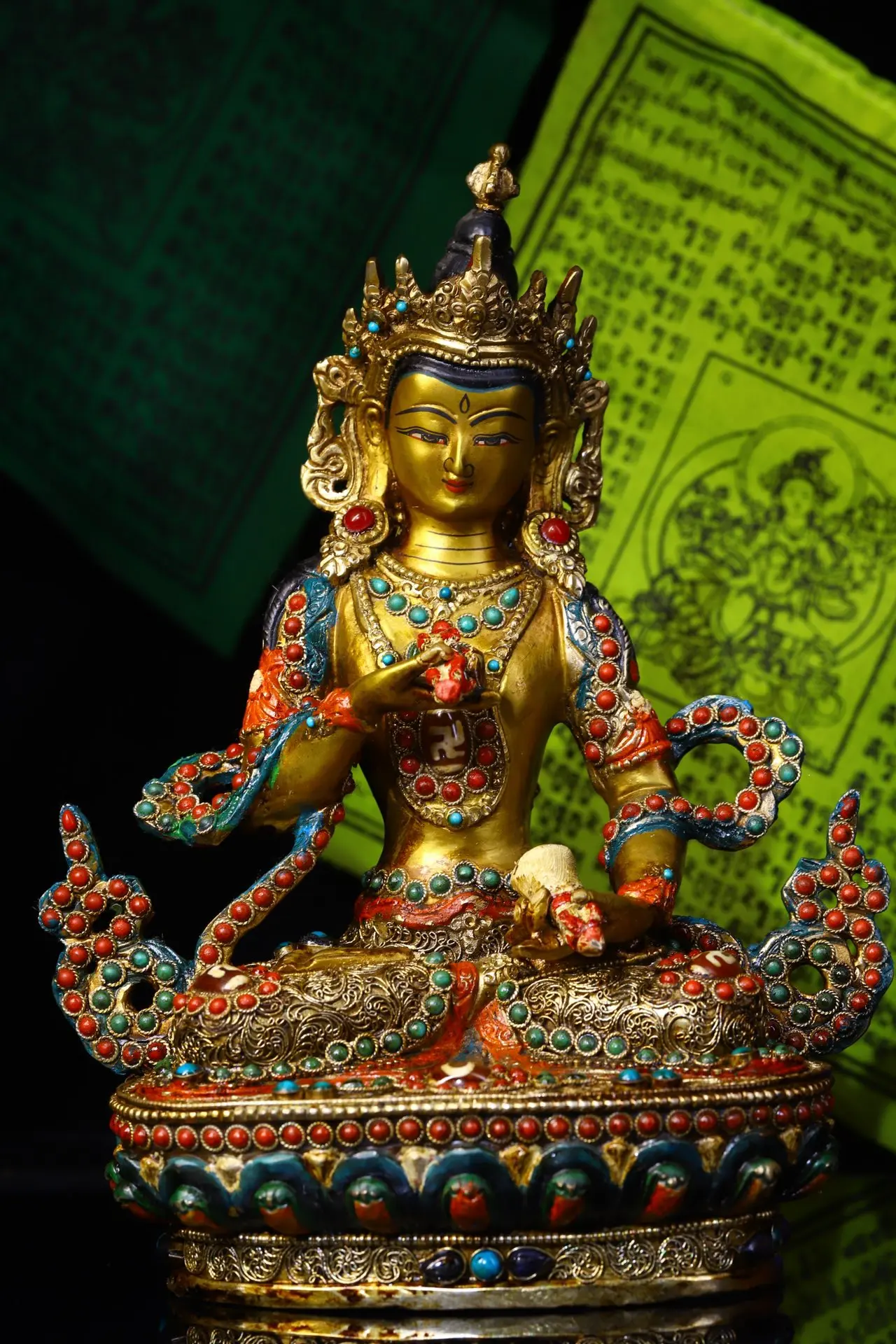 9"Tibetan Temple Collection Old Bronze Painted Outline in gold Mosaic Gem Vajrasattva lotus Sitting Buddha Worship Hall
9"Tibetan Temple Collection Old Bronze Painted Outline in gold Mosaic Gem Vajrasattva lotus Sitting Buddha Worship Hall