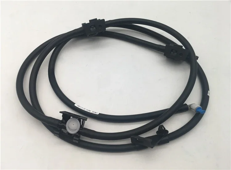 China New Genuine Figzero Front Windshield Wiper Spray Nozzle Pipe For Mercedes Benz E Class W213 W218 E200 E220 CLS E350 E400
China New Genuine Figzero Front Windshield Wiper Spray Nozzle Pipe For Mercedes Benz E Class W213 W218 E200 E220 CLS E350 E400