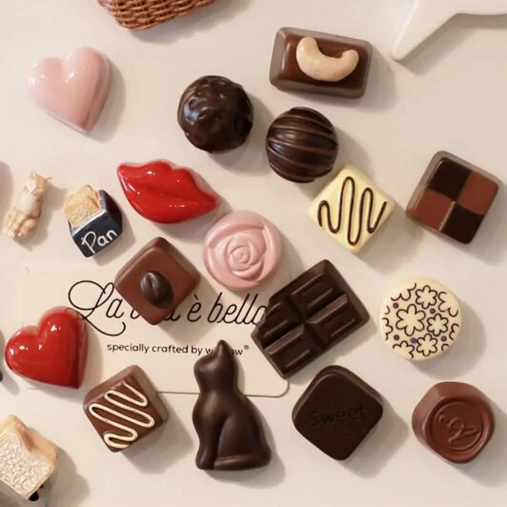 Simulation Food Chocolate Magnetic Refrigerator Sticker Home Decoration Accessories DIY Cake Message Information Fridge Magnet
Simulation Food Chocolate Magnetic Refrigerator Sticker Home Decoration Accessories DIY Cake Message Information Fridge Magnet