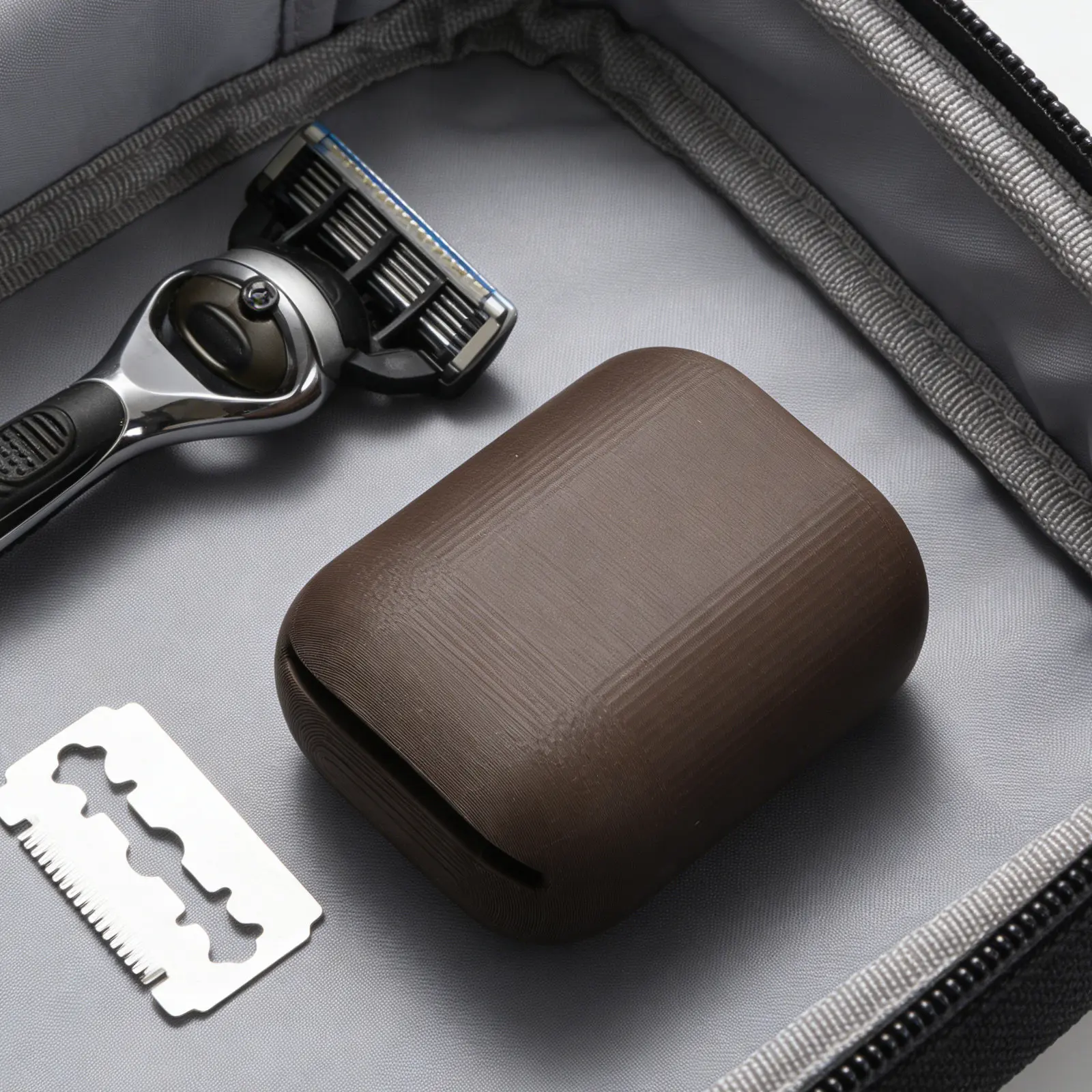Plastic Blade Bank Disposal Container Brown Razor Blade Holder Safe Storage Case Barber Shop Home Salon Barber Accessories
Plastic Blade Bank Disposal Container Brown Razor Blade Holder Safe Storage Case Barber Shop Home Salon Barber Accessories