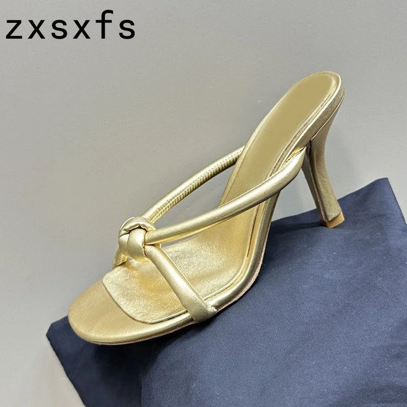 Sexy Rhinestone High Heel Women Slippers Open Toe Leather Slides Summer Sandalias High Heel Party Shoes Women Slippers Mujer
Sexy Rhinestone High Heel Women Slippers Open Toe Leather Slides Summer Sandalias High Heel Party Shoes Women Slippers Mujer