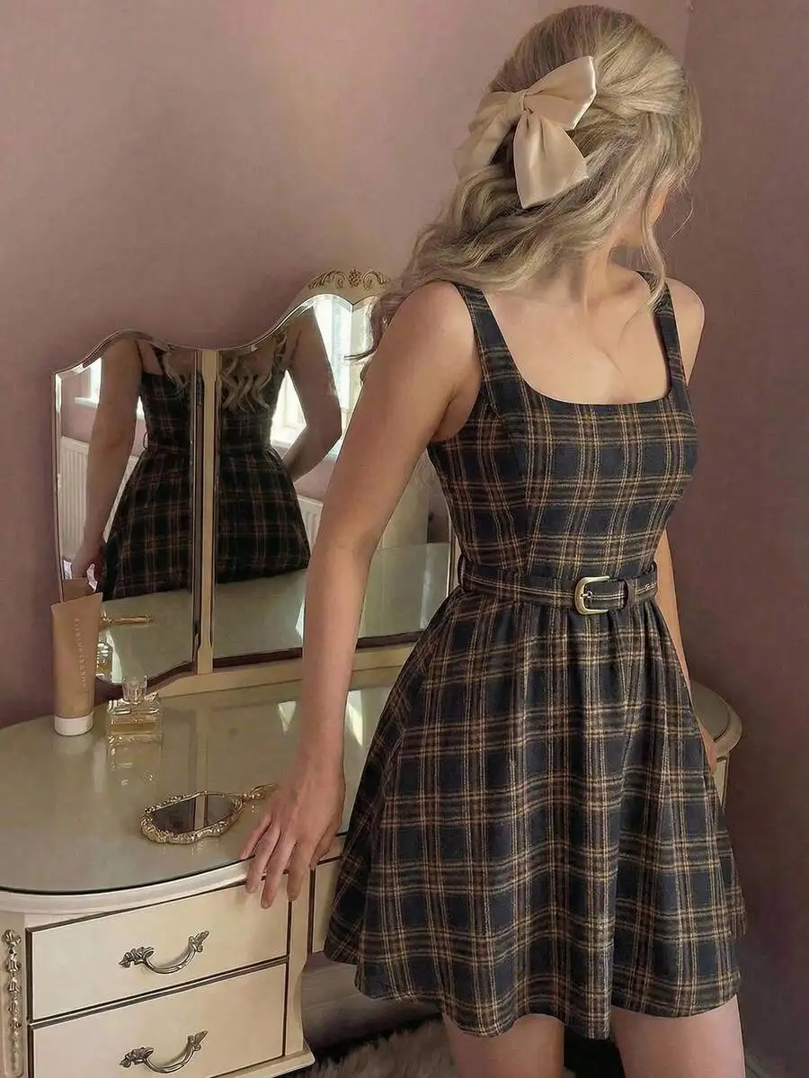 Blue And Brown Plaid Mini Dress With Belt Square Neck Sleeveless Vintage Style
Blue And Brown Plaid Mini Dress With Belt Square Neck Sleeveless Vintage Style