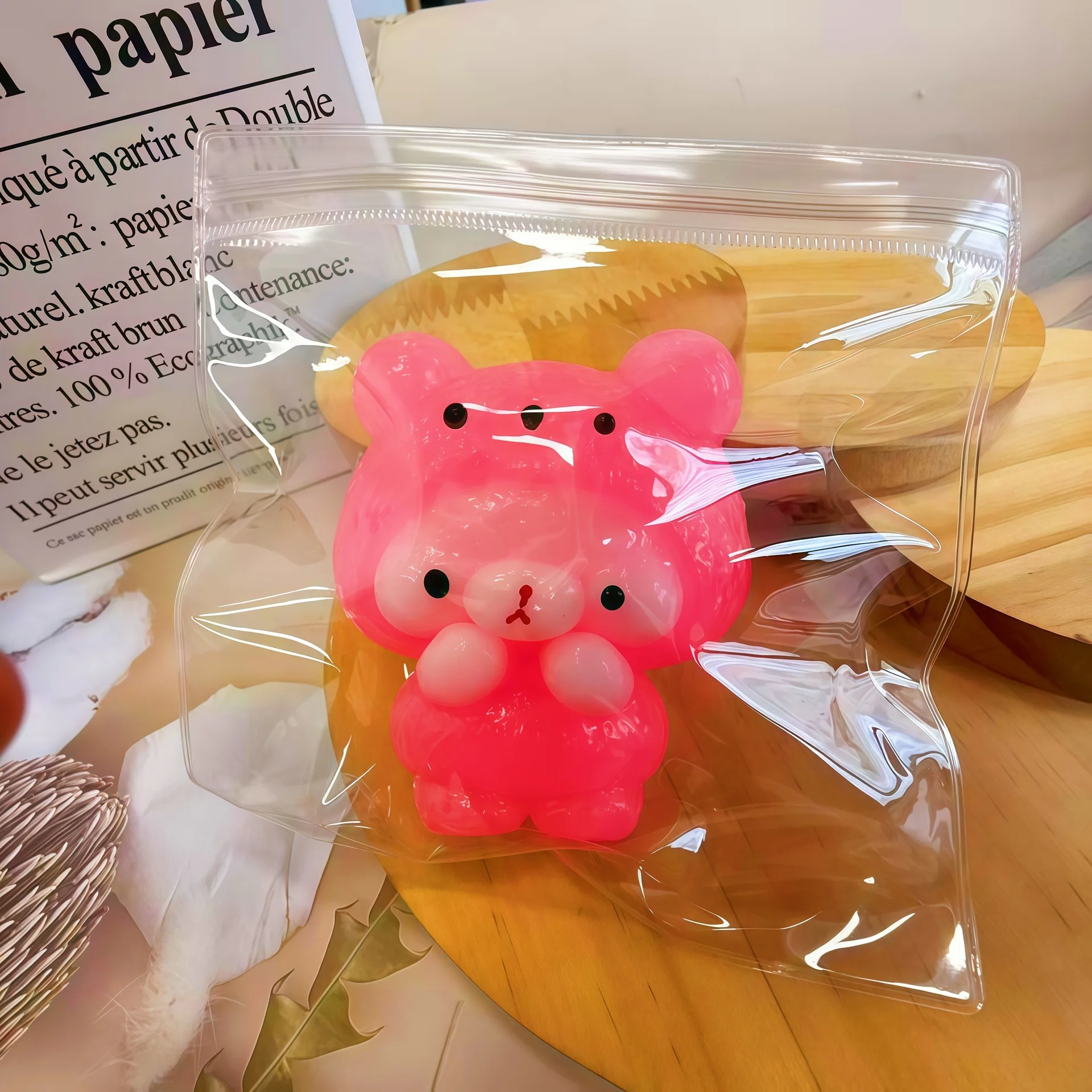 Игрушка для снятия стресса: мягкая игрушка в виде кошачьей лапки, набор мягких игрушек с животными в закрытой упаковке/пакете, антистрессовая игрушка с маленьким носиком.
Игрушка для снятия стресса: мягкая игрушка в виде кошачьей лапки, набор мягких игрушек с животными в закрытой упаковке/пакете, антистрессовая игрушка с маленьким носиком.