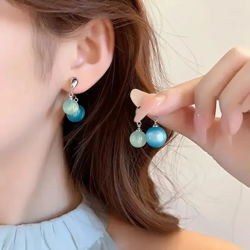 Elegant Charm Blue Sea Color Large and Small Round Bead Earrings for Women Summer New Ear Accessories Elegant Party Jewelry Gift
Elegant Charm Blue Sea Color Large and Small Round Bead Earrings for Women Summer New Ear Accessories Elegant Party Jewelry Gift