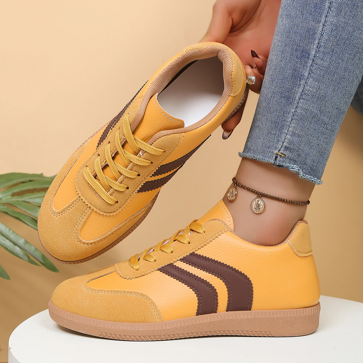 Модная желтая женская повседневная спортивная обувь, универсальная модная прогулочная обувь, удобная уличная спортивная обувь
Модная желтая женская повседневная спортивная обувь, универсальная модная прогулочная обувь, удобная уличная спортивная обувь