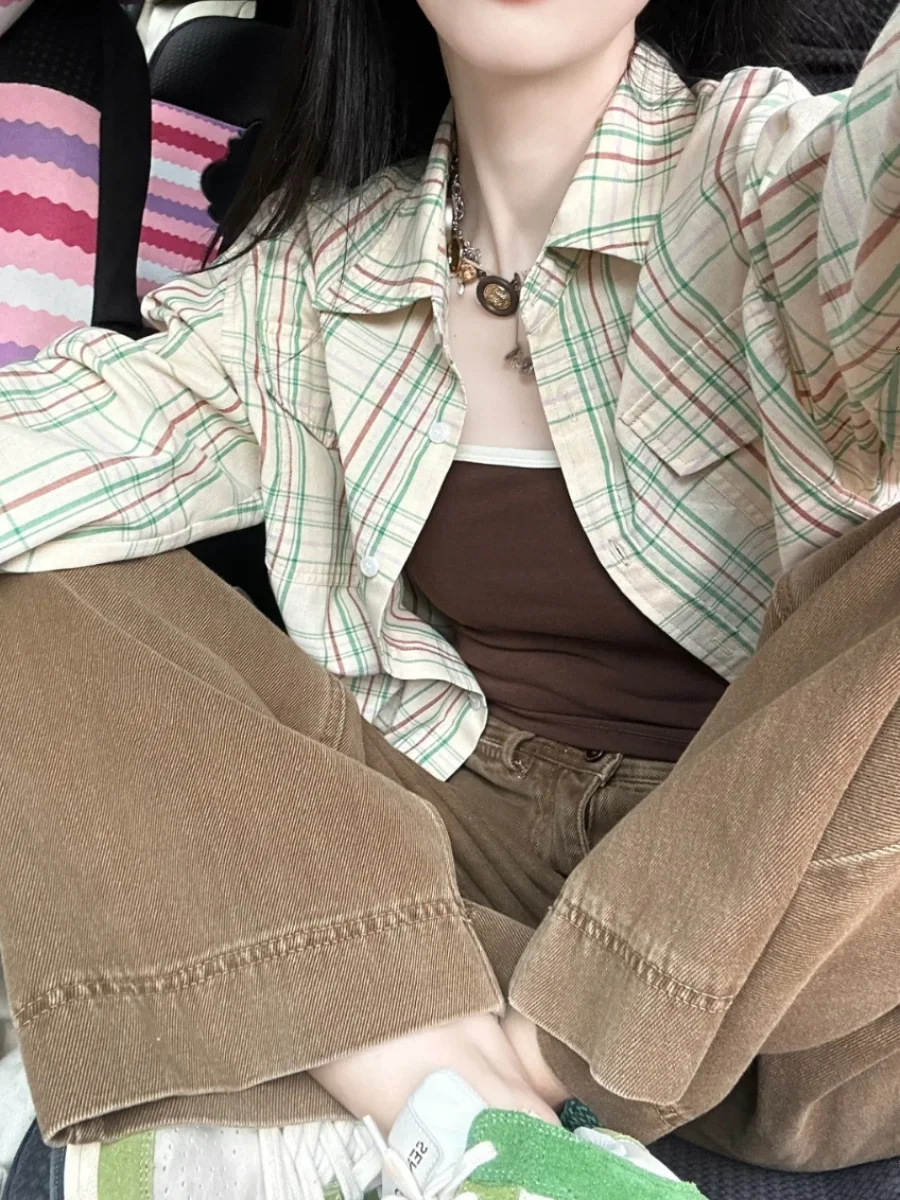 Женская хлопковая рубашка цвета хаки с длинным рукавом, новая модель весна-осень, с воротником на пуговицах, 100% хлопок, с оригинальным дизайном
Женская хлопковая рубашка цвета хаки с длинным рукавом, новая модель весна-осень, с воротником на пуговицах, 100% хлопок, с оригинальным дизайном