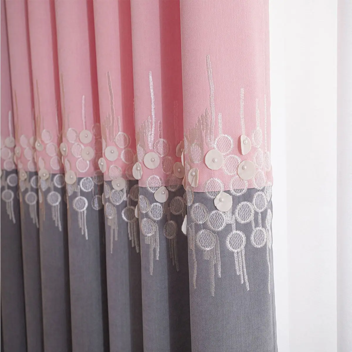 Morandi Color Block Embroidered Blackout Curtain Elegant Modern Window Drapes for Living Room & Bedroom
Morandi Color Block Embroidered Blackout Curtain Elegant Modern Window Drapes for Living Room & Bedroom