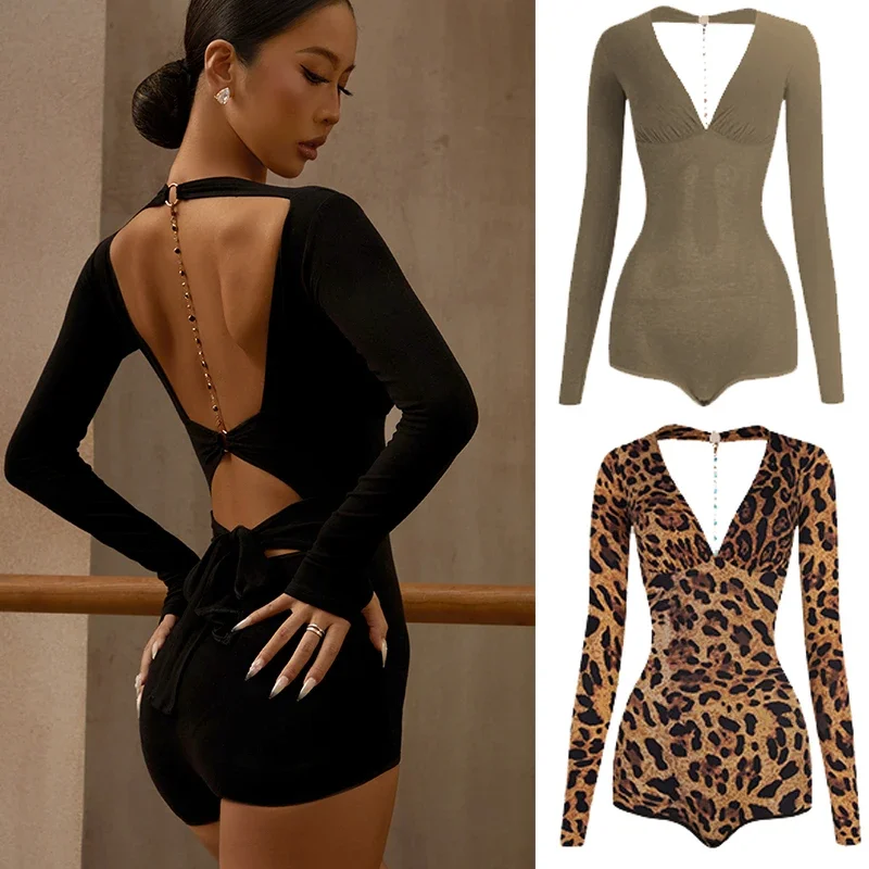 ZYM Latin Dance Tops Sexy Backless Chain Long Sleeves V Neck Leotards Adult Rumba Cha Cha Performance Competition Wear DNV24649
ZYM Latin Dance Tops Sexy Backless Chain Long Sleeves V Neck Leotards Adult Rumba Cha Cha Performance Competition Wear DNV24649
