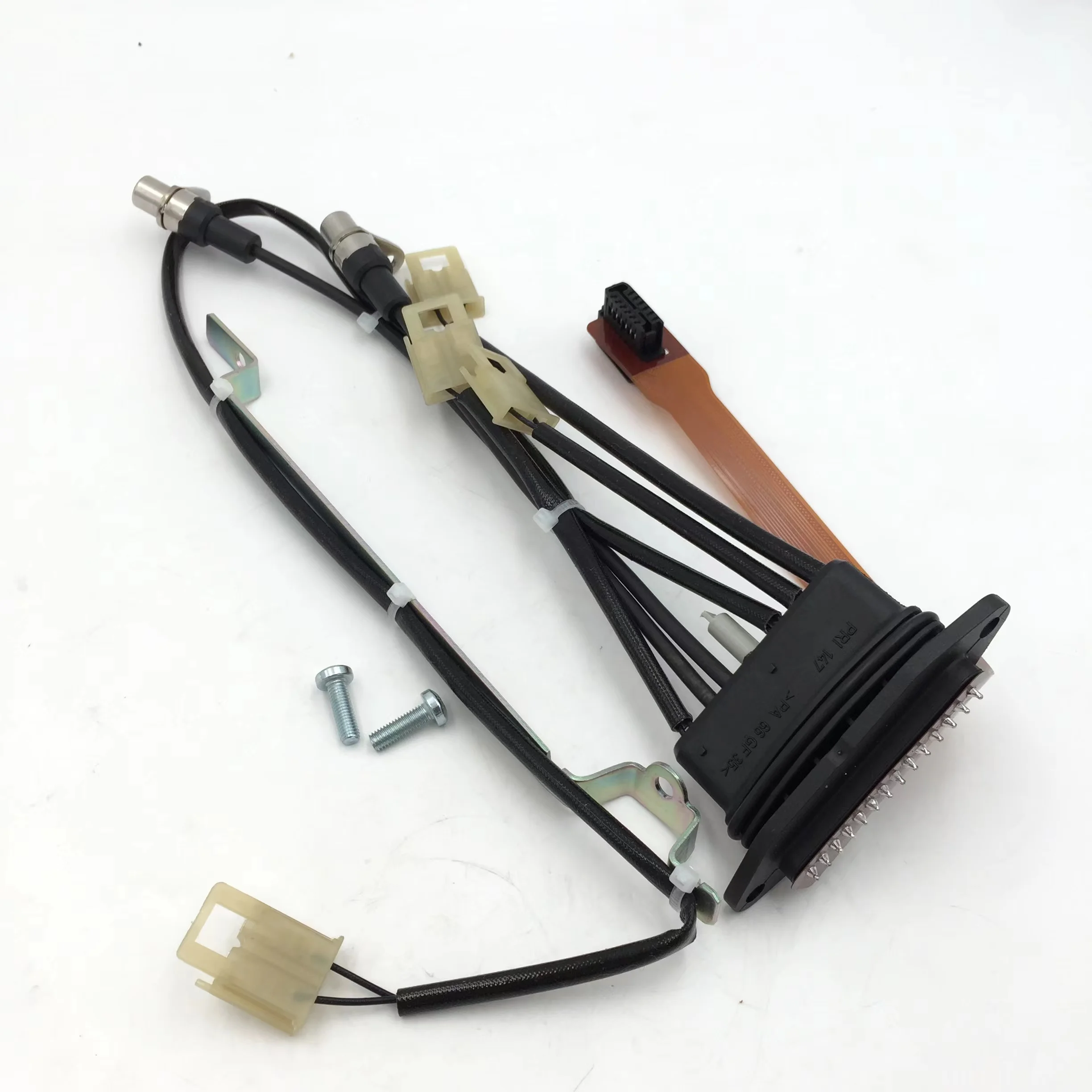 21911587 20562627 7420562627 4213659212Transmission wiring harness suitable for VOL trucks
21911587 20562627 7420562627 4213659212Transmission wiring harness suitable for VOL trucks