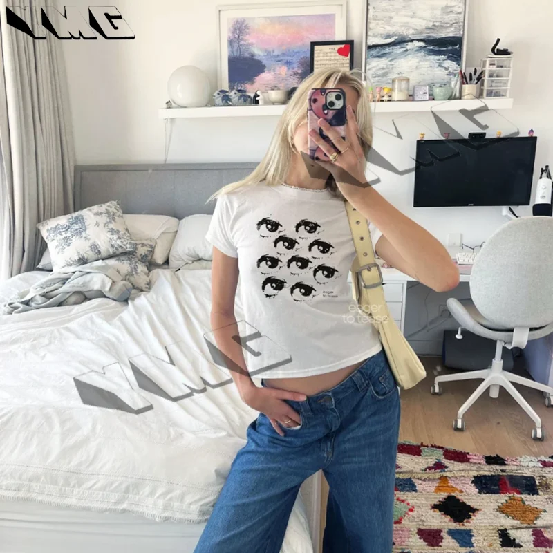 Eyes Printed Female Y2k T Shirt Egirl Grunge Aesthetic Graphic Tees Women Vintage Streetwear Tops Hipsters Cute Fashion Clothing
Eyes Printed Female Y2k T Shirt Egirl Grunge Aesthetic Graphic Tees Women Vintage Streetwear Tops Hipsters Cute Fashion Clothing