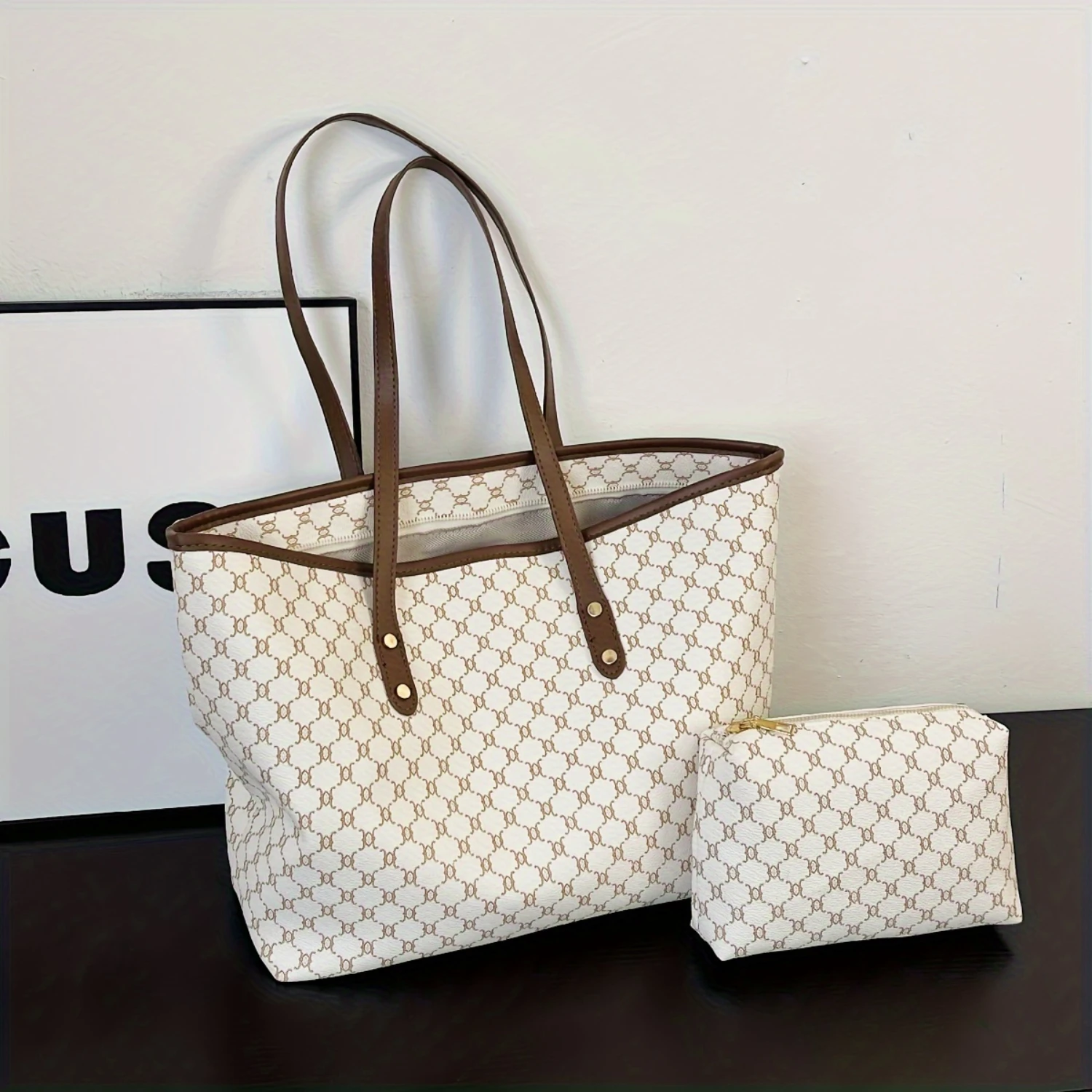 Women's Vintage Pattern Tote Bag, Large Capacity Shoulder Bag, Stylish Bag For Work
Women's Vintage Pattern Tote Bag, Large Capacity Shoulder Bag, Stylish Bag For Work