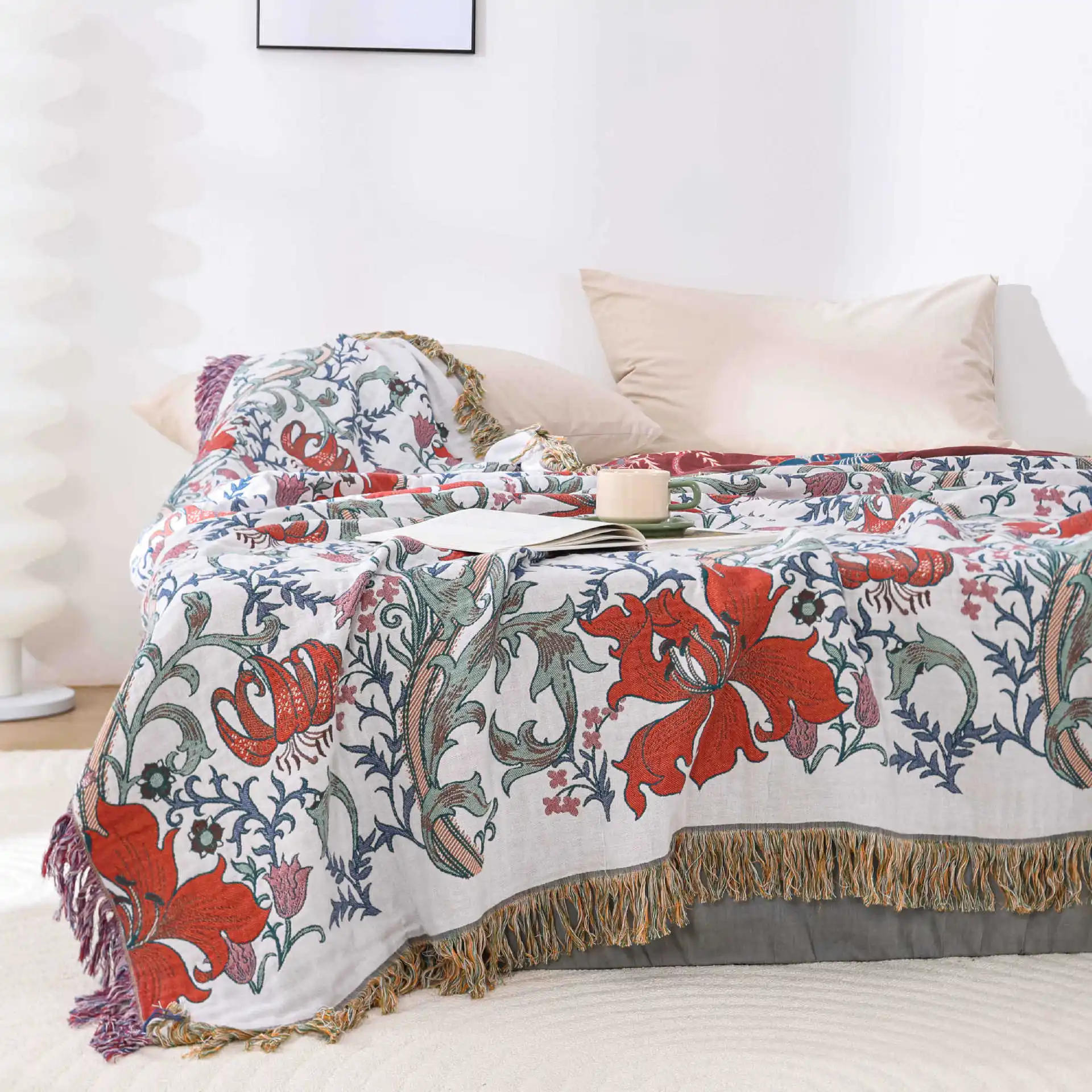 Cotton Gauze Towel Covered with Cotton Blanket, Flowing Edge Sofa Blanket, Nap and Leisure Blanket, Double Air Conditioning
Cotton Gauze Towel Covered with Cotton Blanket, Flowing Edge Sofa Blanket, Nap and Leisure Blanket, Double Air Conditioning