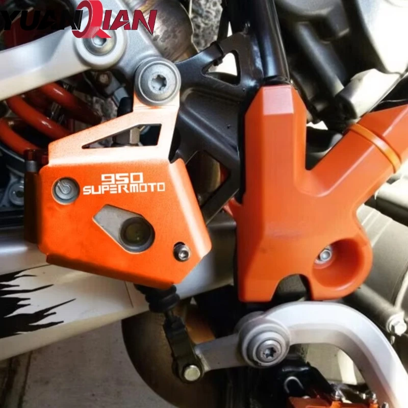 Rear Guards Brake Reservoir Pump Protector For 950 990 ADVENTURE SUPER ENDURO SUPERMOTO SMT ADV Motorcycle Accessories Cover
Rear Guards Brake Reservoir Pump Protector For 950 990 ADVENTURE SUPER ENDURO SUPERMOTO SMT ADV Motorcycle Accessories Cover