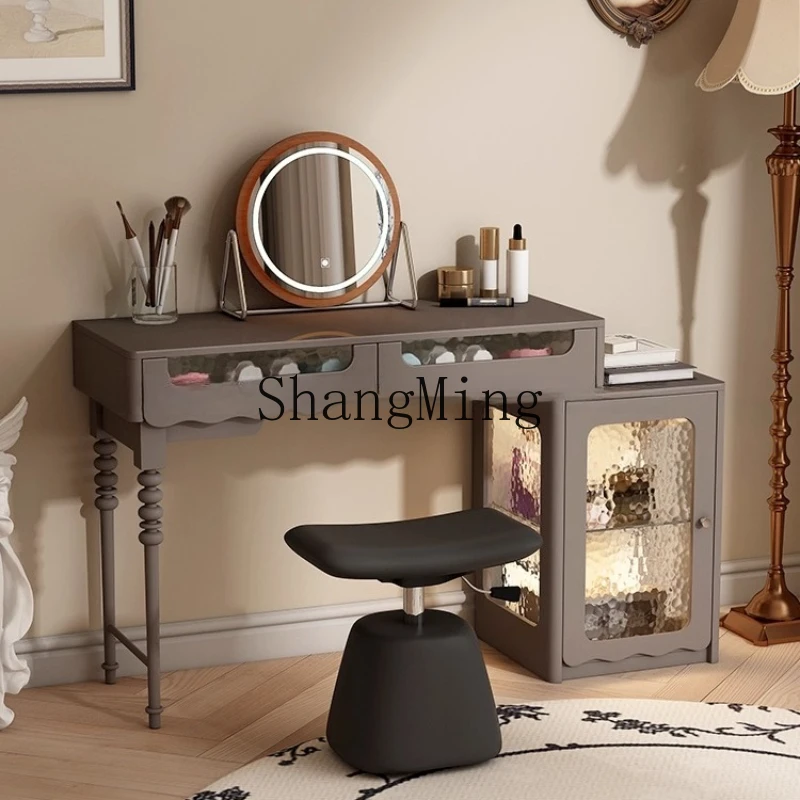 DHY solid wood dresser retro small apartment master bedroom antique makeup table cabinet
DHY solid wood dresser retro small apartment master bedroom antique makeup table cabinet