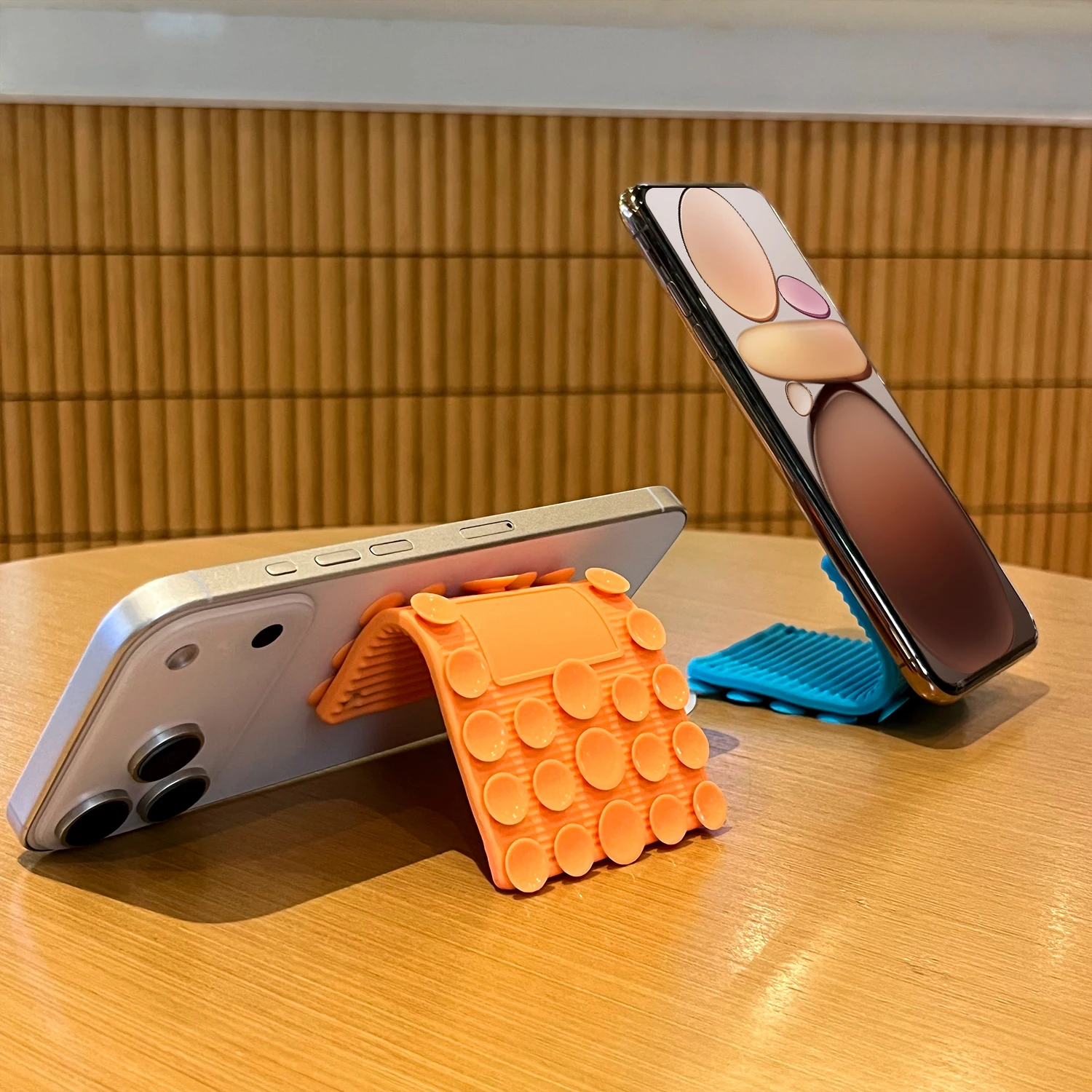 Curl Multifunctional Suction Cup Desktop Phone Stand for iPhone 17 16 15 14 13 Pro Max Plus Tablet Pad Holder Foldable Bracket
Curl Multifunctional Suction Cup Desktop Phone Stand for iPhone 17 16 15 14 13 Pro Max Plus Tablet Pad Holder Foldable Bracket