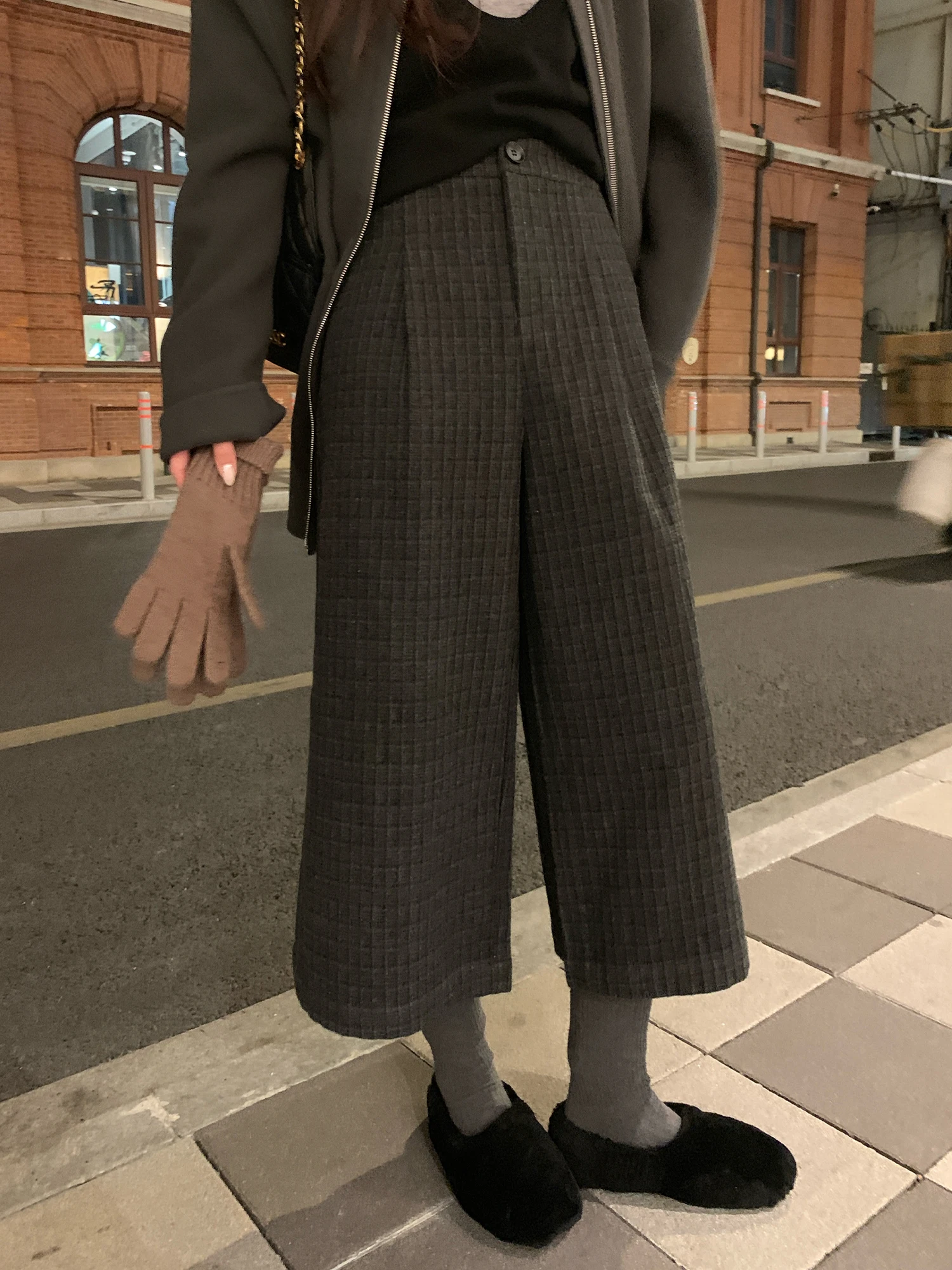 NAZ Большой размер, зимние клетчатые шерстяные брюки с двойной складкой, девять очков, западные брюки, модные прямые широкие брюки для женщин...
NAZ Большой размер, зимние клетчатые шерстяные брюки с двойной складкой, девять очков, западные брюки, модные прямые широкие брюки для женщин...