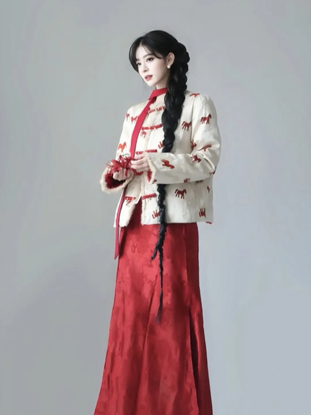 Новая китайская модная куртка с принтом, свободного кроя, из высококачественного хлопка, для женщин, на зимний сезон
Новая китайская модная куртка с принтом, свободного кроя, из высококачественного хлопка, для женщин, на зимний сезон