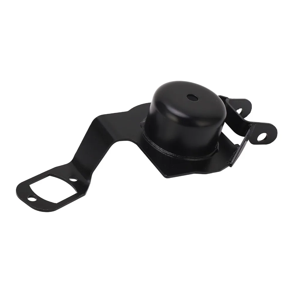 Передний нижний кронштейн винтовой пружины со стороны водителя 926‐079 
Передний нижний кронштейн винтовой пружины со стороны водителя 926‐079