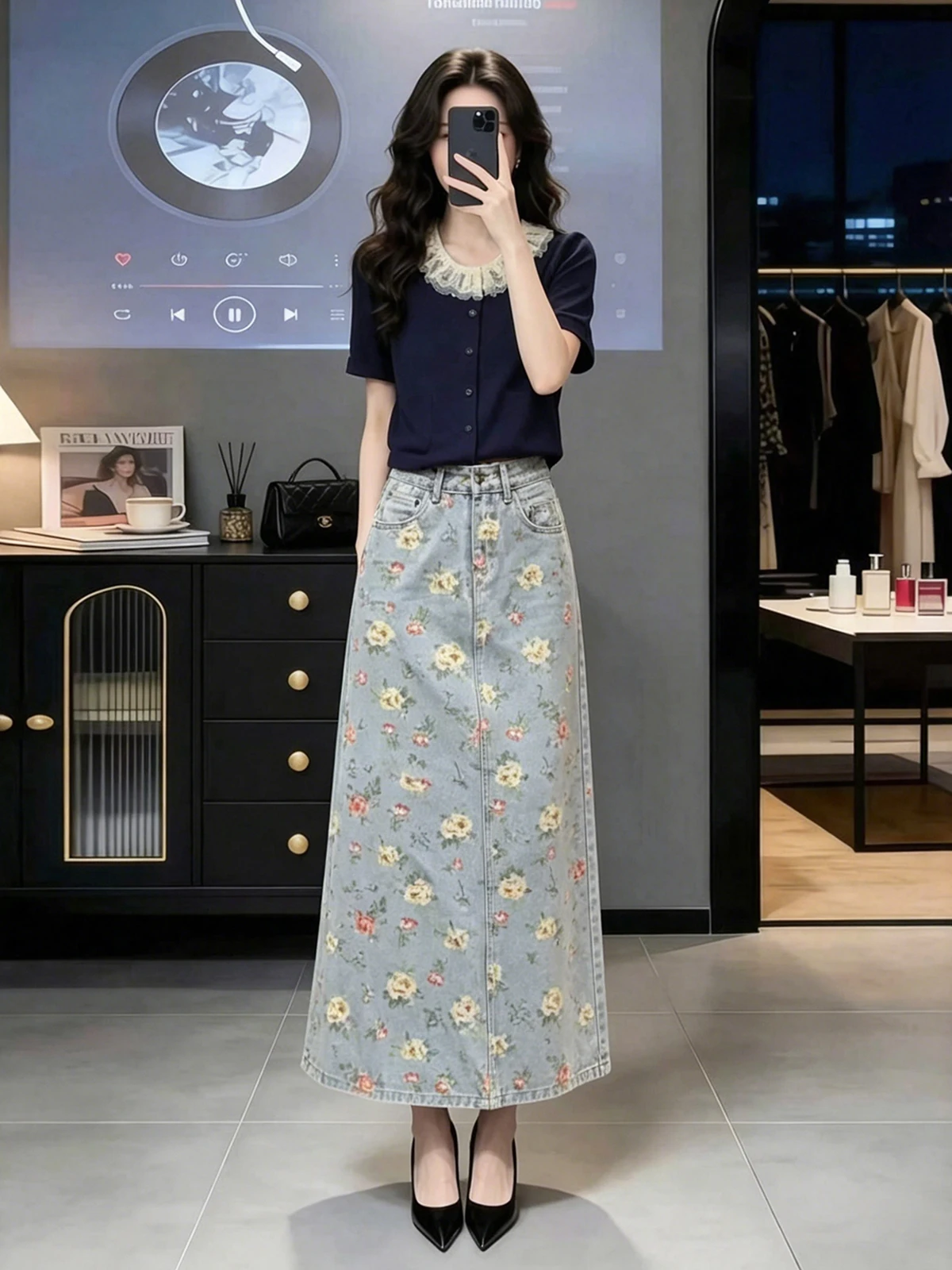 Retro Korean Rose Floral Denim Skirt Women's Summer Thin High Waist Slim A-Line Half-length Skirts High Waist A-Line Skirt
Retro Korean Rose Floral Denim Skirt Women's Summer Thin High Waist Slim A-Line Half-length Skirts High Waist A-Line Skirt