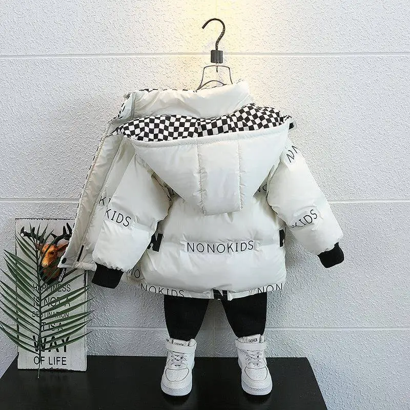 Утепленная флисовая осенне-зимняя куртка для мальчиков, детское пуховое хлопковое пальто, повседневная одежда для мальчиков, стандартный крой
Утепленная флисовая осенне-зимняя куртка для мальчиков, детское пуховое хлопковое пальто, повседневная одежда для мальчиков, стандартный крой