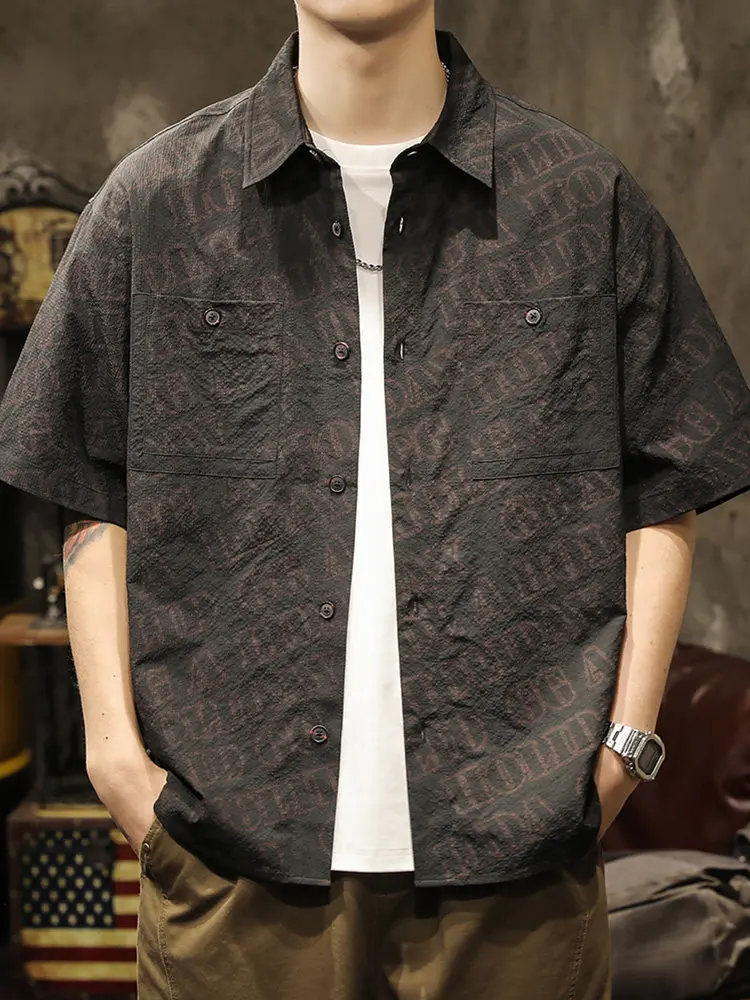American Retro Dark Pattern Short Sleeve Loose Fit Men's Shirt Cool Feeling High End Trendy Clothing Button up Casual Shirt
American Retro Dark Pattern Short Sleeve Loose Fit Men's Shirt Cool Feeling High End Trendy Clothing Button up Casual Shirt