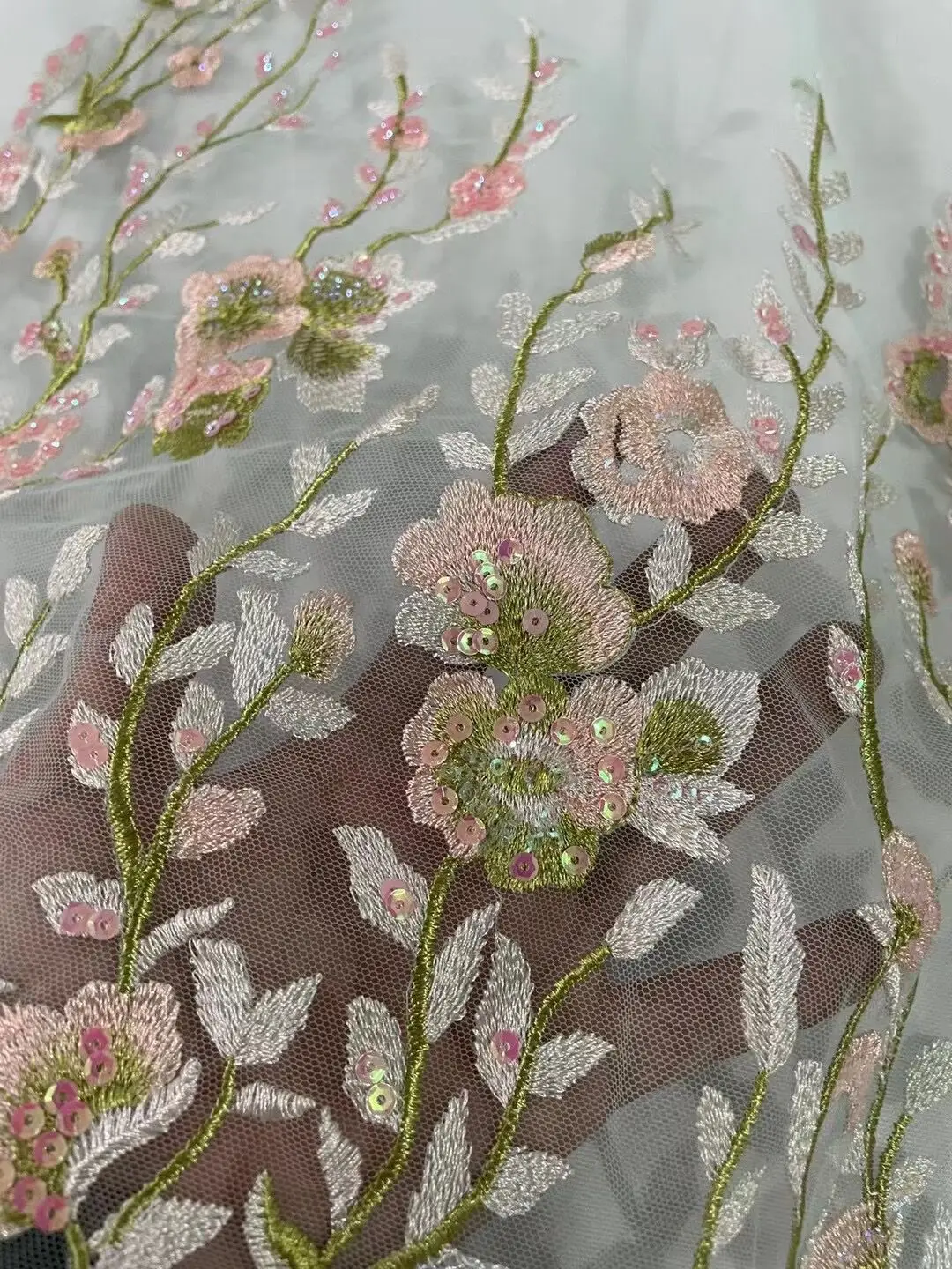 High Quality J-1302372 African Nigerian Tulle Lace Fabric With Sequins Embroidery Sewing Dresses Beads
High Quality J-1302372 African Nigerian Tulle Lace Fabric With Sequins Embroidery Sewing Dresses Beads