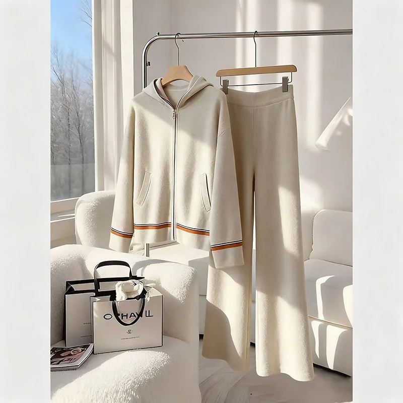 Laid-back Style Hooded Zipper Knitted Sweater Wide Leg Pants Elegant Loose Slimming Design Casual Versatile Winter Fashion Set
Laid-back Style Hooded Zipper Knitted Sweater Wide Leg Pants Elegant Loose Slimming Design Casual Versatile Winter Fashion Set