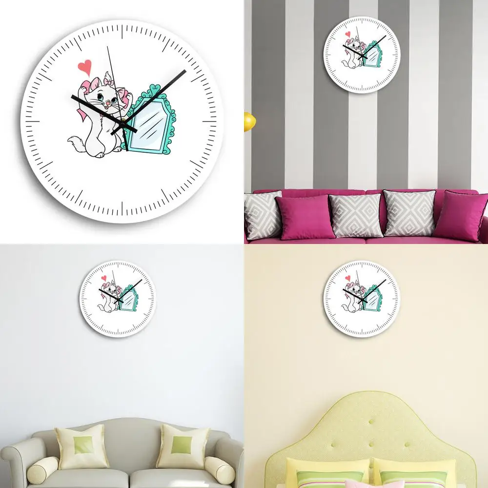Простая мультяшная серия, круглые бесшумные акриловые настенные часы с милым котом, милый креативный уникальный дизайн
Простая мультяшная серия, круглые бесшумные акриловые настенные часы с милым котом, милый креативный уникальный дизайн