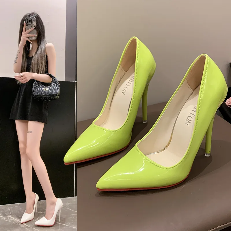 12CM Patent Leather Pointed Stiletto Heels Red Bottom Pumps Women High Heels Party Wedding Dress Shoes Plus Size Women's Sandals
12CM Patent Leather Pointed Stiletto Heels Red Bottom Pumps Women High Heels Party Wedding Dress Shoes Plus Size Women's Sandals