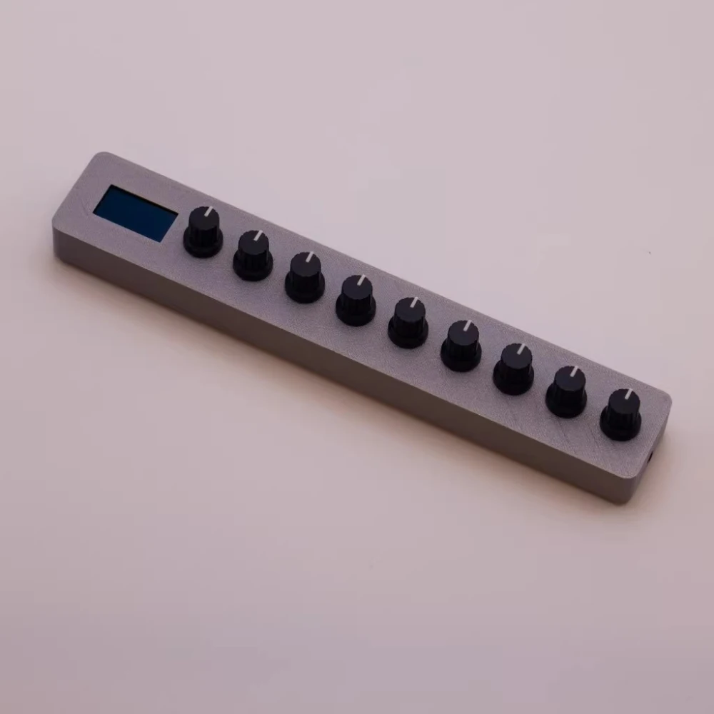 MIDI-контроллер EM-K9 Knob – цифровой дисплей, маппинг хоста, управление синтезатором
MIDI-контроллер EM-K9 Knob – цифровой дисплей, маппинг хоста, управление синтезатором